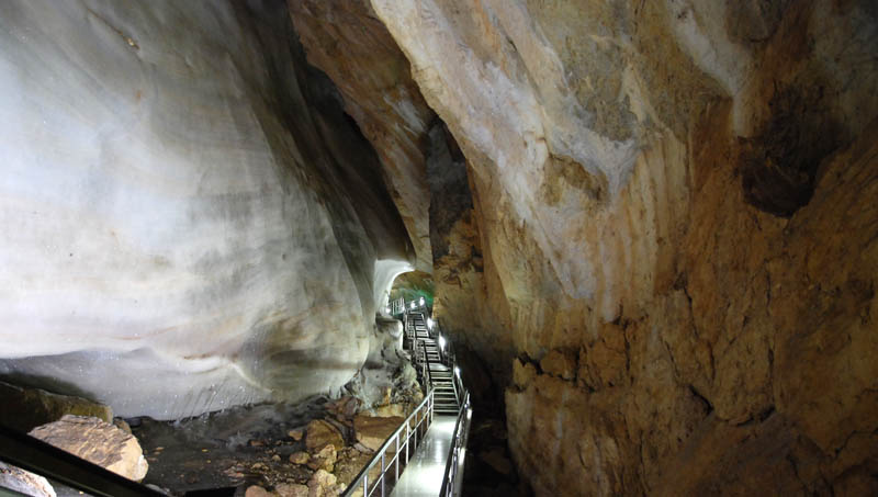 Cueva de Dobsinska
