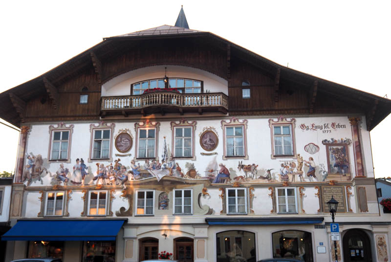 Oberammergau - Dorfstrabe 20