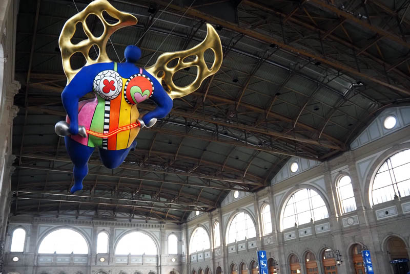 Zurich - Hauptbahnhof (Guardian Angel)