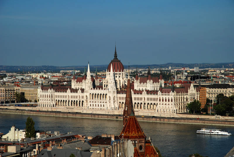 Budapest - Vistas del Parlamento de Hungría
