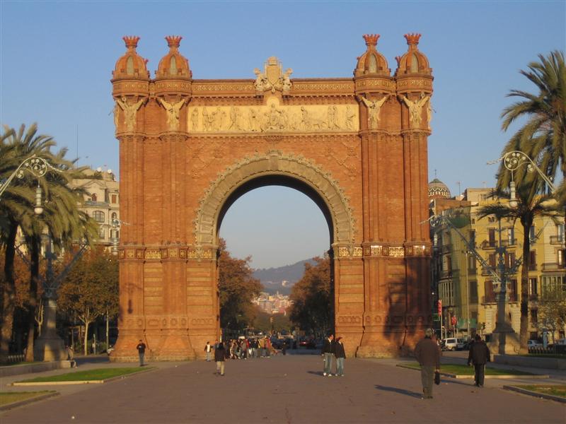 Triumphal Arch (Arc de triomf)