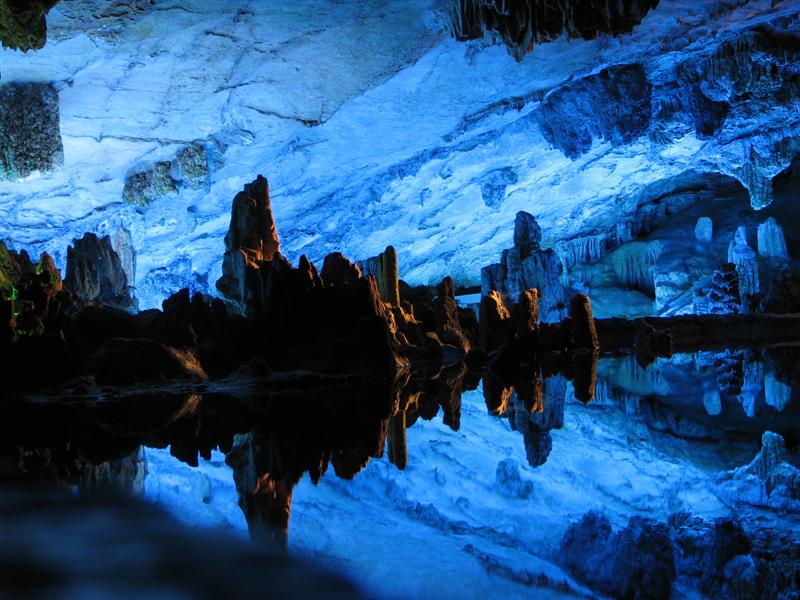 Guilin - Reed Flute Cave (Lu Di Yan)