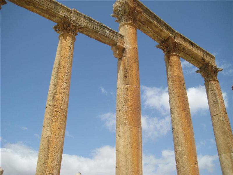 Jerash - Columns