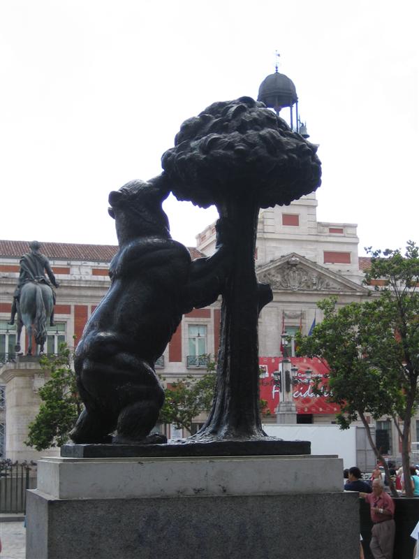 Puerta del Sol (square)