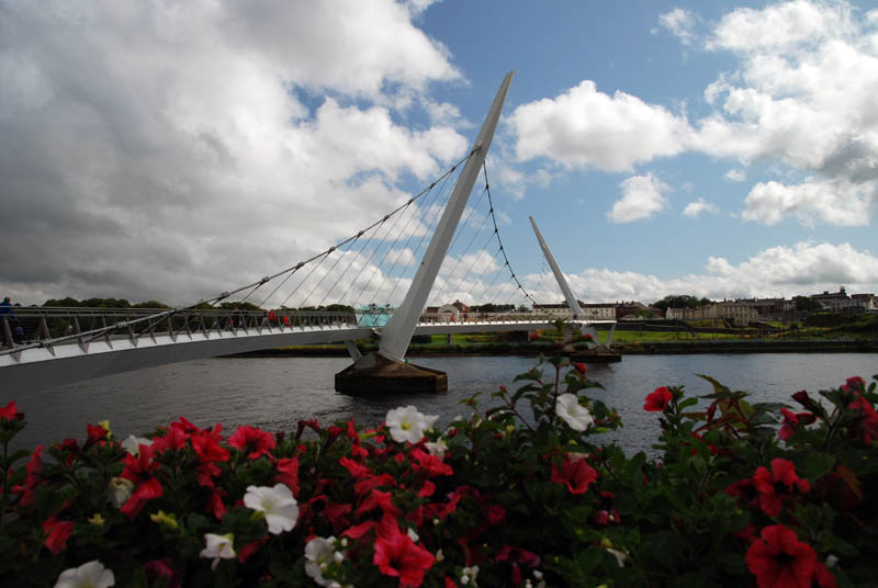 Derry - Puente de la paz