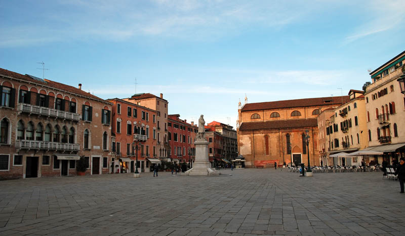 Venecia - Campo Santo Stefano